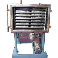 vacuum-tray-dryer-500x500